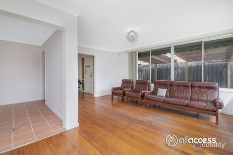 Property photo of 10 Sweet Gum Avenue Narre Warren VIC 3805