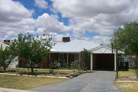9 Harrier Cl, Huntingdale, WA 6110
