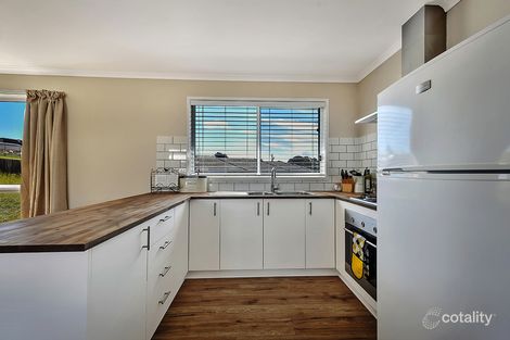 Property photo of 32 Albatross Road Kalimna VIC 3909