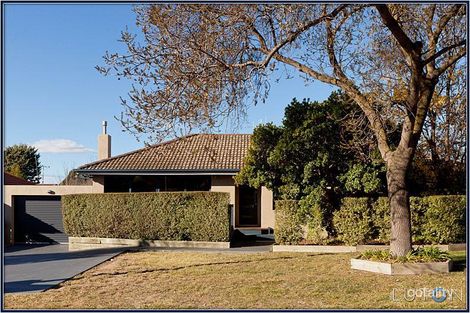 9 Salmond St, Chifley, ACT 2606