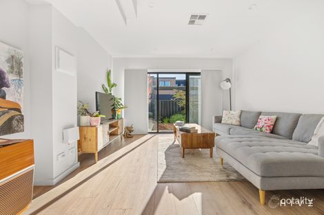 48/16-18 Cornelius St, Coombs, ACT 2611