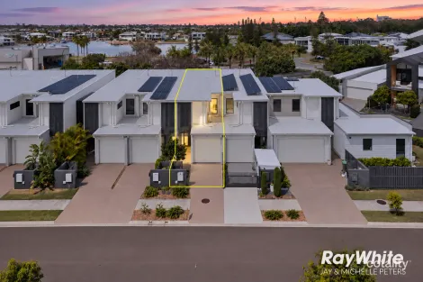 22 Cardinal Cres, Newport, QLD 4020