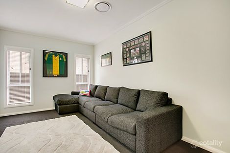 Property photo of 12 Foothills Terrace Glenmore Park NSW 2745