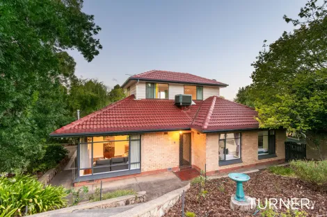 11 Bishops Hill Rd, Happy Valley, SA 5159
