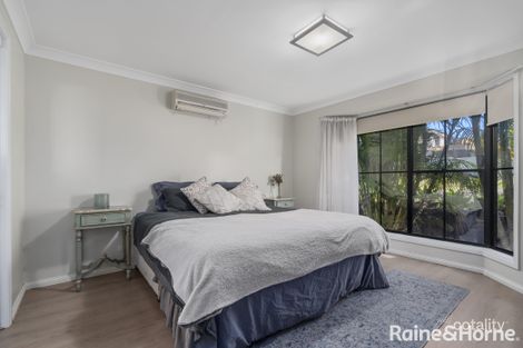 Property photo of 23 Mawbanna Close West Hoxton NSW 2171