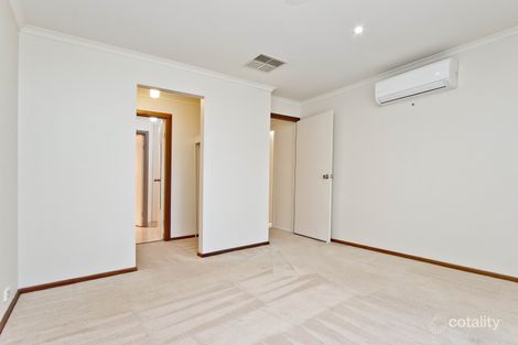 Property photo of 5 Hawthorn Court Craigmore SA 5114