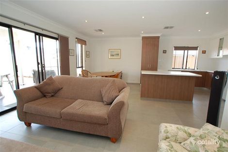 Property photo of 2A Dalkeith Avenue Dover Gardens SA 5048