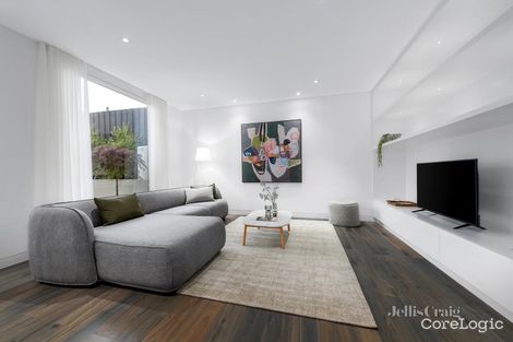 Property photo of 20 Springfield Avenue Camberwell VIC 3124