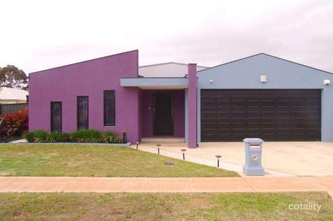 Property photo of 30 Macadamia Grove Werribee VIC 3030