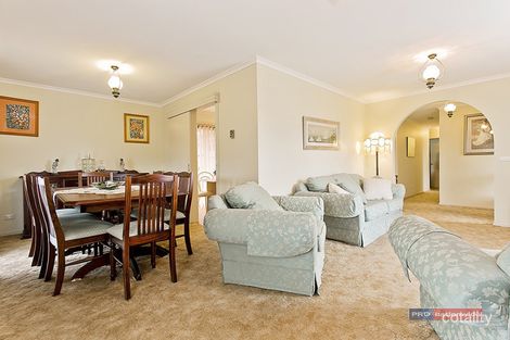 Property photo of 2 Allora Close Hoppers Crossing VIC 3029