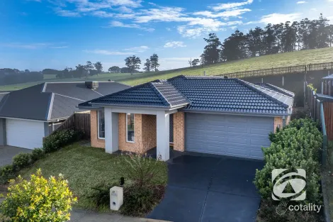 Property photo of 67 Willandra Circuit Warragul VIC 3820