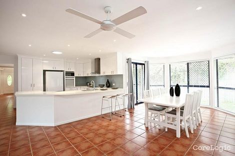 Property photo of 19 Coventry Circuit Carindale QLD 4152