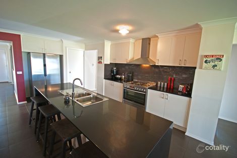 Property photo of 3 Whitton Avenue Kialla VIC 3631