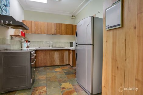 Property photo of 52 Waratah Crescent Macquarie Fields NSW 2564