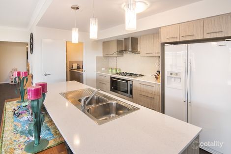 15 Toulon Way, Yalyalup, WA 6280