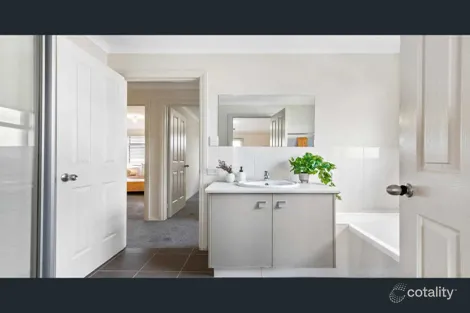 Property photo of 41 Greengate Close Northgate SA 5085