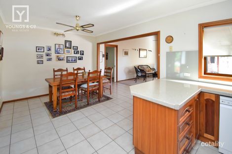 Property photo of 21 John Gray Avenue Mooroopna VIC 3629