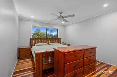 Property photo of 52 Reif Street Flinders View QLD 4305