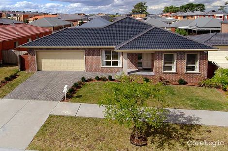 Property photo of 6 Beechville Place Craigieburn VIC 3064