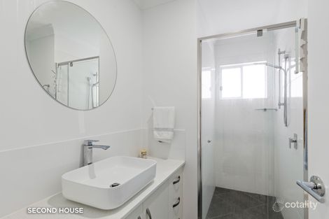 Property photo of 16 Merlin Terrace Kenmore QLD 4069