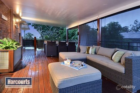 Property photo of 2 Yingally Drive Arana Hills QLD 4054