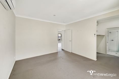 Property photo of 54 Waterside Drive Springfield Lakes QLD 4300