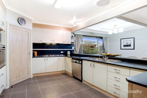 Property photo of 18 Summit Avenue Oak Park VIC 3046