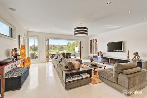 Property photo of 11 Carrington Street Balwyn North VIC 3104