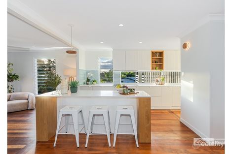 Property photo of 950 South Pine Road Everton Hills QLD 4053