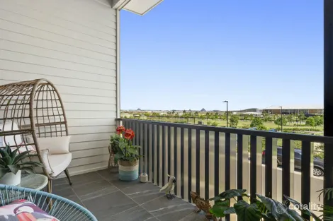 Property photo of 57 Bradley Crescent Nirimba QLD 4551