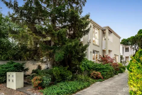 1/30 Baird St S, Doncaster, VIC 3108