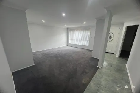 Property photo of 3 Sciarra Crescent Acacia Gardens NSW 2763