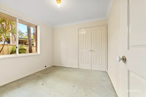 Property photo of 10 Nicoli Close Buff Point NSW 2262