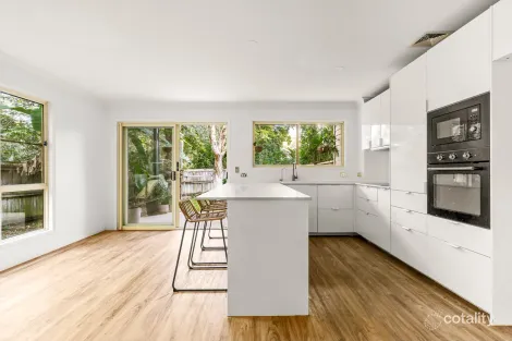 Property photo of 15/87 Russell Terrace Indooroopilly QLD 4068