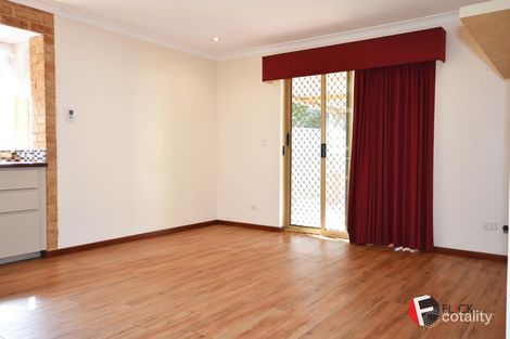 Property photo of 4 St Lawrence Drive Beechboro WA 6063