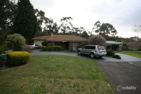 1 Billabong Cl, Croydon Hills, VIC 3136