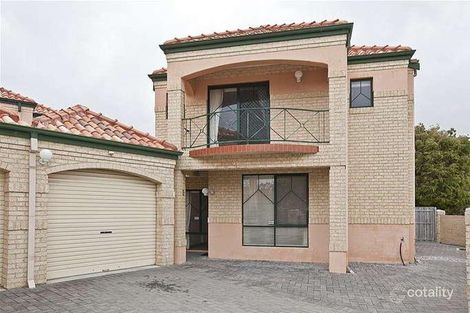 2 Fairhaven Tce, Hillarys, WA 6025