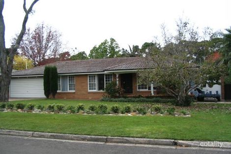 13 Lowanna St, Belrose, NSW 2085