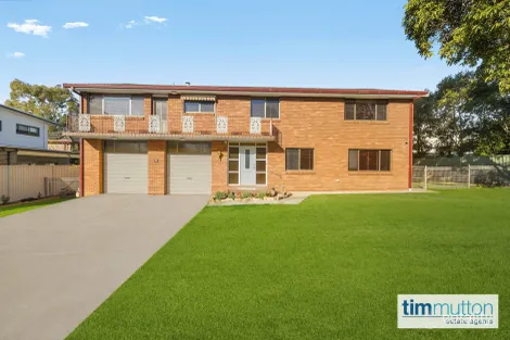 25A TOMPSON RD, REVESBY, NSW 2212