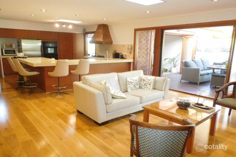 Property photo of 82 Shepherd Road Glen Waverley VIC 3150