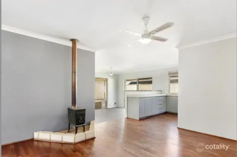 Property photo of 51 Grange Drive Cooloongup WA 6168