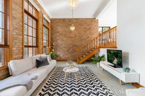 Property photo of 4 Jennifer Court Avondale Heights VIC 3034