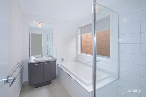 Property photo of 22 Rutherford Grove Armstrong Creek VIC 3217