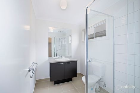 Property photo of 22 Rutherford Grove Armstrong Creek VIC 3217