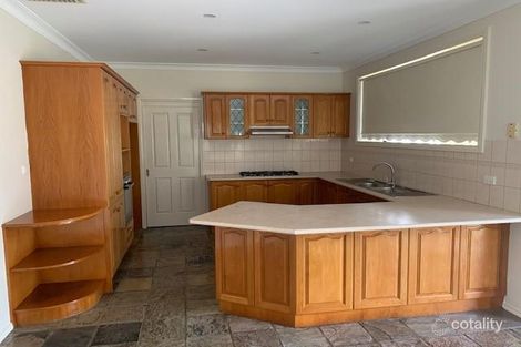 Property photo of 12 Rubus Court Meadow Heights VIC 3048