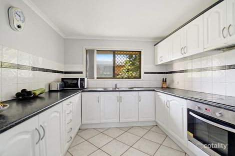 18 Acland Dr, Strathpine, QLD 4500