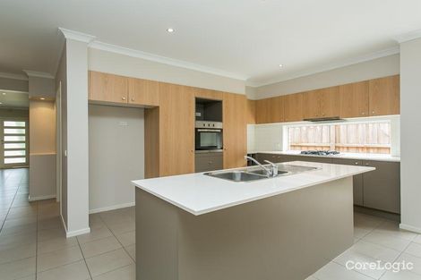 Property photo of 5 Kosta Boda Boulevard Pakenham VIC 3810