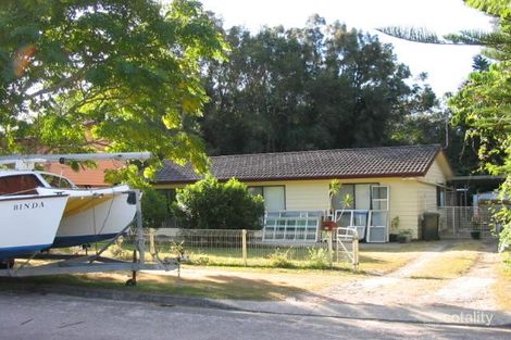 17 Taylor Rd, Taylors Beach, NSW 2316