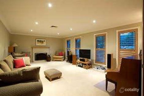 Property photo of 33 Meiers Road Indooroopilly QLD 4068