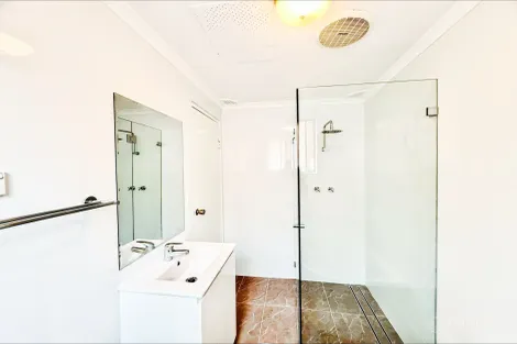 Property photo of 1/72 Phillip Street Roselands NSW 2196